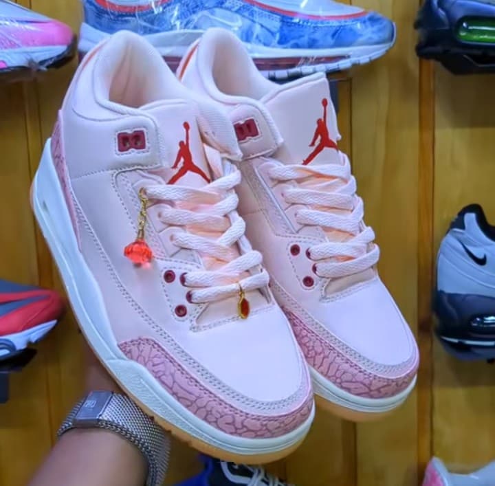 Air Jordan 3 Pink/White